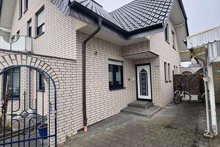 Haus zum Kaufen in Delbrück 449.990 € 167 m²